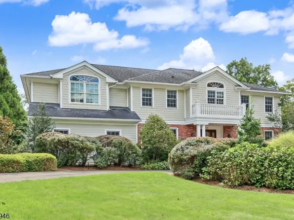 359 Lakeview Dr, Wyckoff Twp., NJ 07481