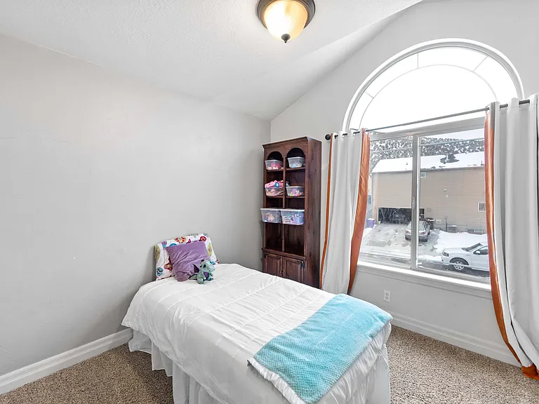 7102 N Mohican Dr — Photo 12