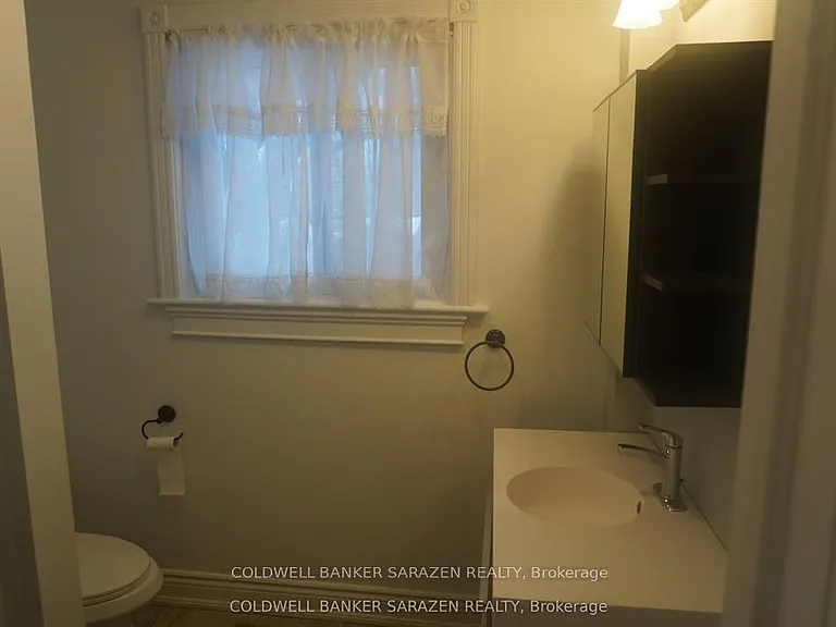 326 Flora St #2 — Photo 10