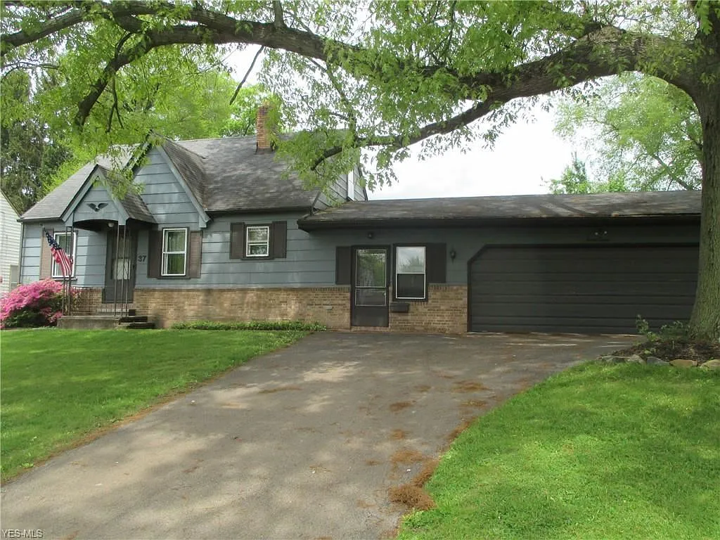 37 Wetmore Dr photo 1