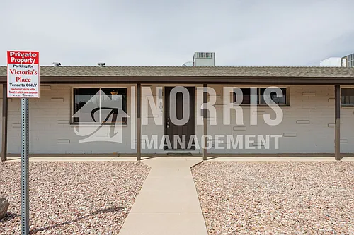 803 N Park Ave Photo 1