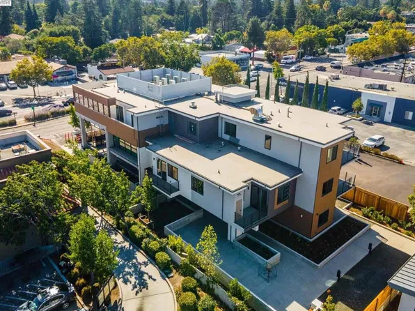 3877 El Camino Real #2, Palo Alto, CA 94306