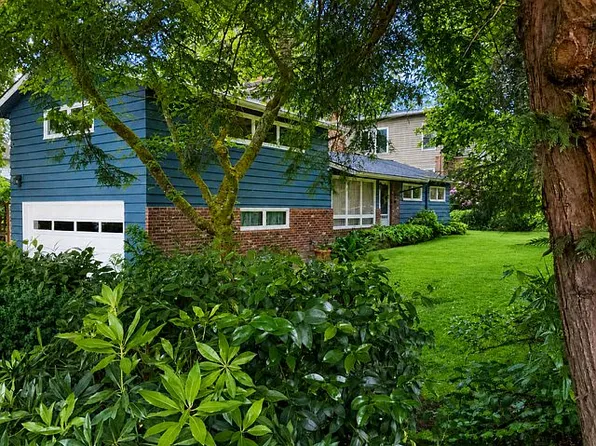 3112 Upper Dr, Lake Oswego, OR 97035
