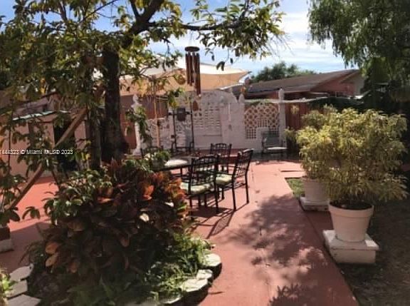 4th image of 2750 NW 29th St #2950