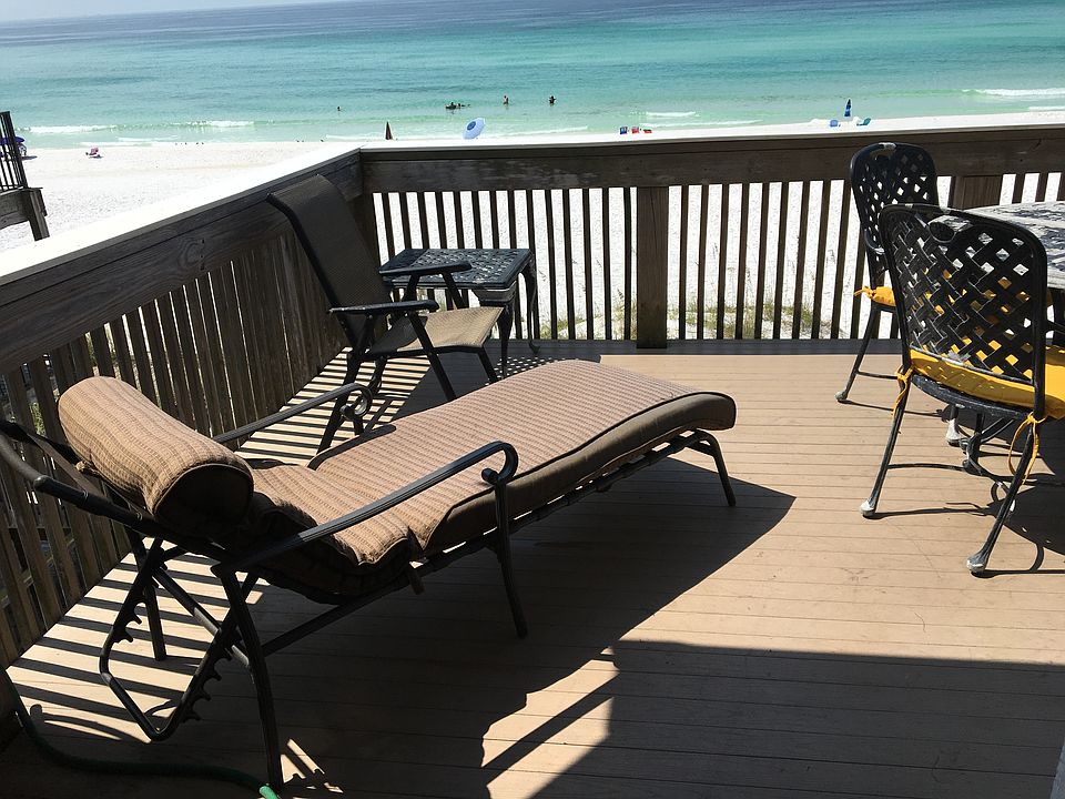  Deck Off Family Room