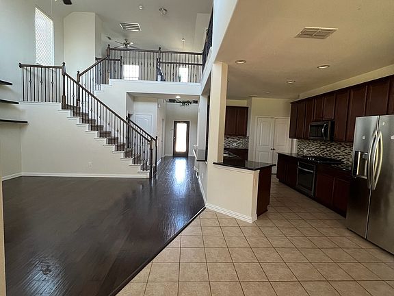 4th image of 2605 Annamarie Dr