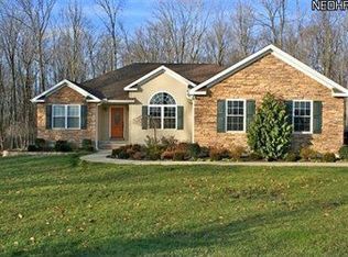 2303 Plymouth Ridge Rd, Ashtabula, OH 44004