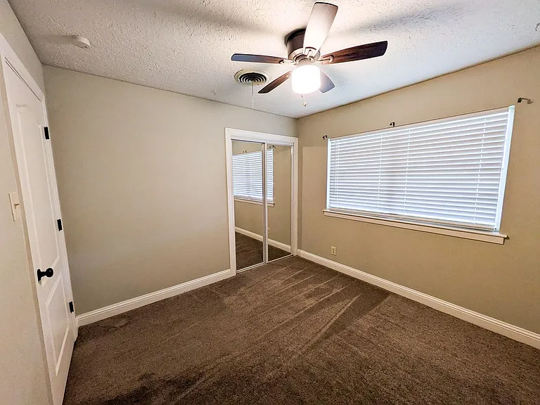 5110 Laurel St — Photo 15