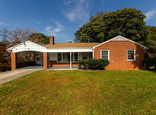 138 Chapel View Dr, Madison Heights, VA 24572
