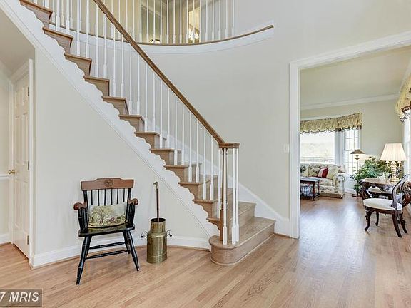 2nd image of 40570 Browns Ln