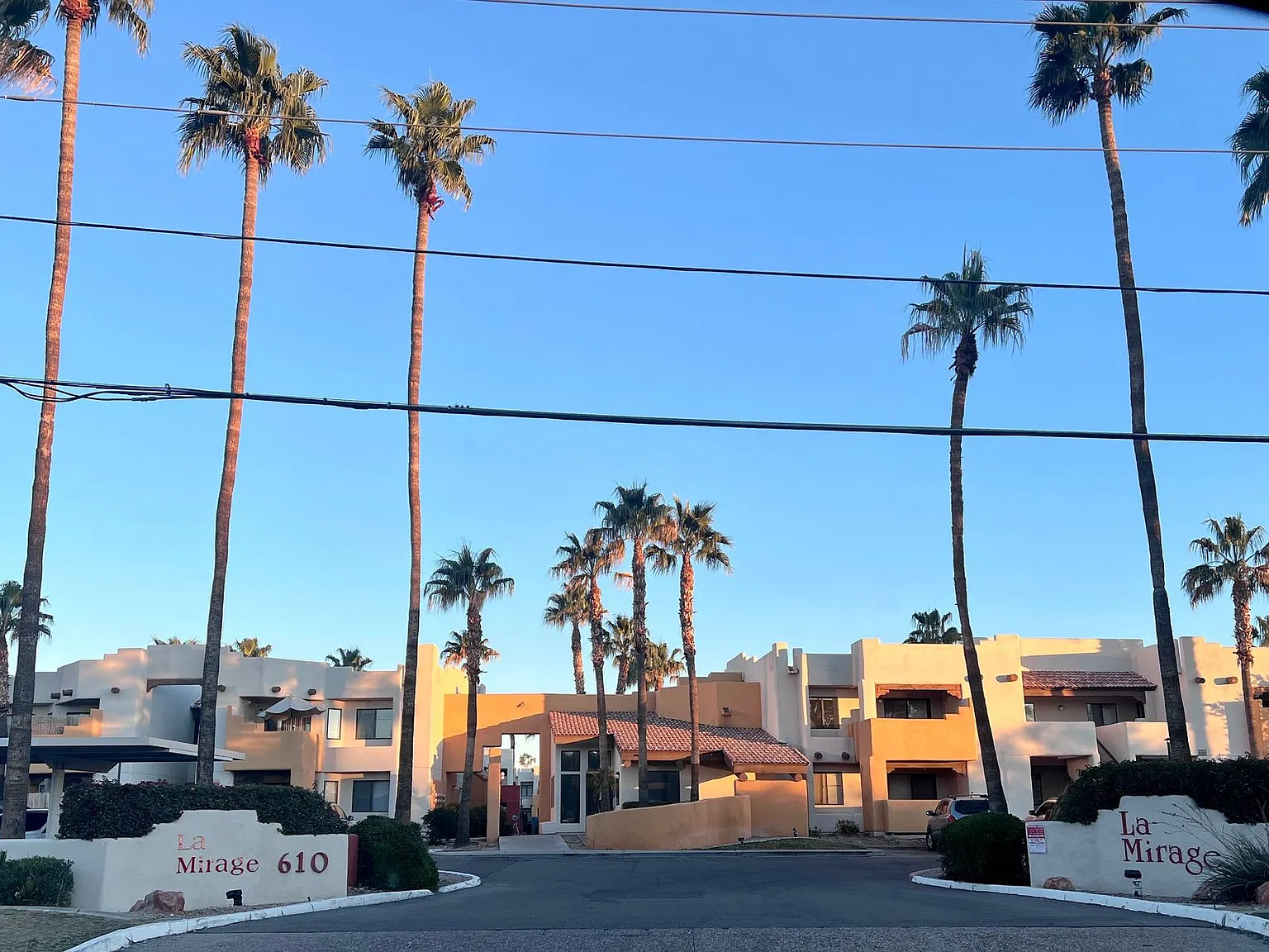 Tempe La Mirage Apartments — Photo 2