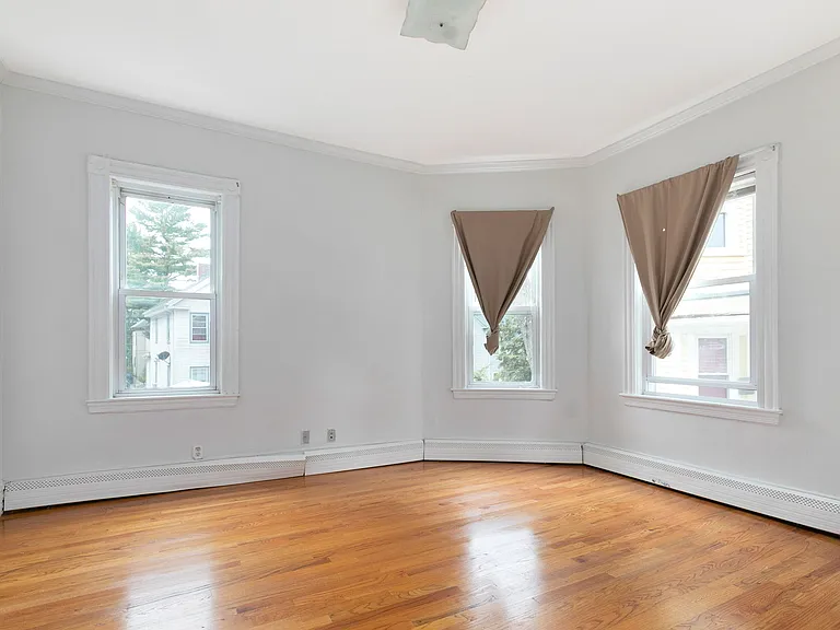 6 Glines Ave #1 — Photo 9