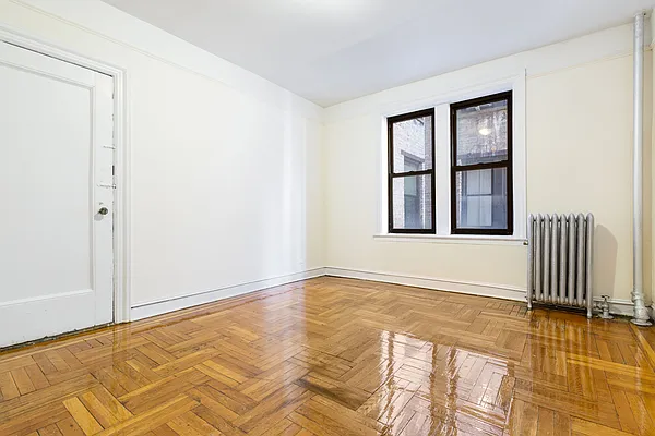 Rented by MNS | media 3