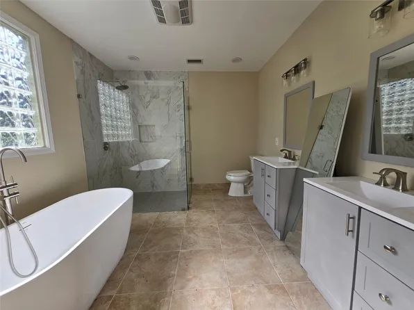 1342 County Road 5003, Cleveland, TX 77327