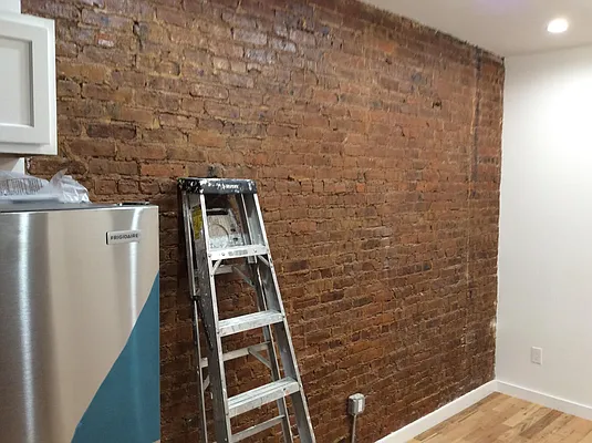 Rented by Peter Jacob, LREB | media 18