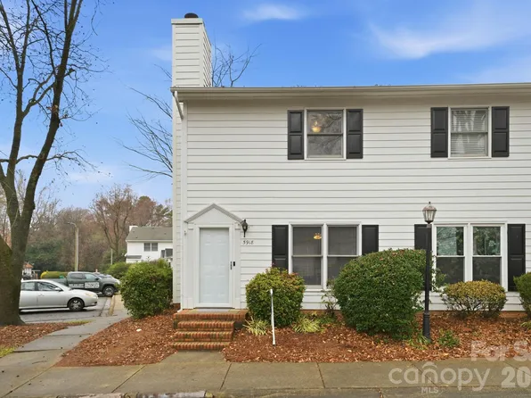 5918 Crape Myrtle Ln, Charlotte, NC 28216