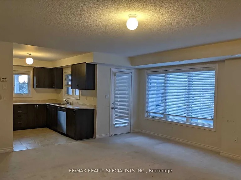 200 Veterans Dr #115 — Photo 4