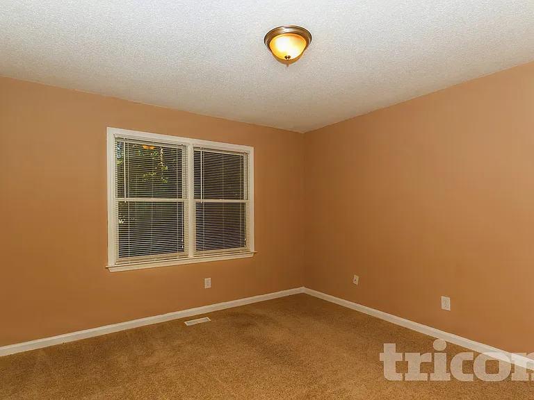 2965 Windcrest Dr — Photo 12