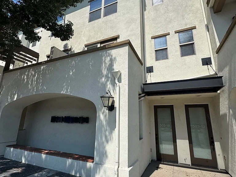 503 S Brea Blvd #18 — Photo 1