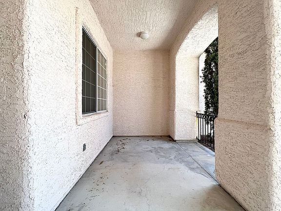 2nd image of 1916 Sedona Paseo Ln