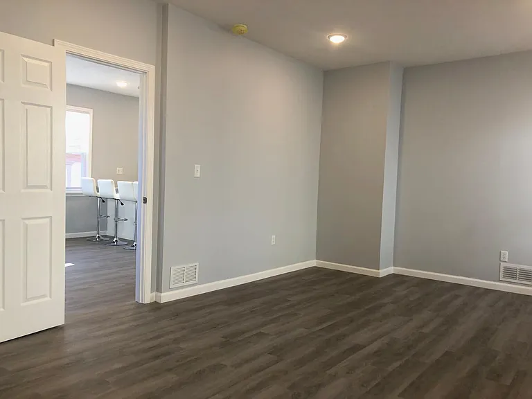 302 Oak St #3 — Photo 15