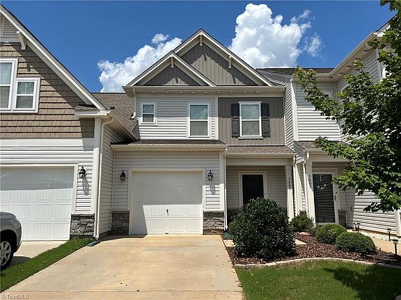 2nd image of 3405 Vickrey Woods Pl