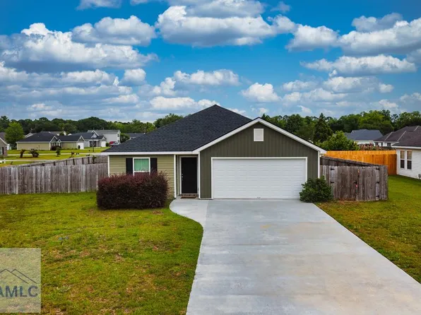 111 Auburn Cir, Glennville, GA 30427
