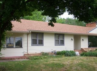 4066 Parkview Dr, Frontenac, KS 66763