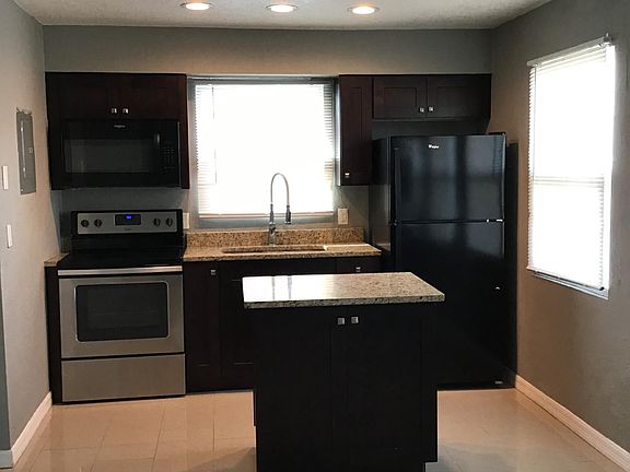 2nd image of 1606 S Crystal Lake Dr APT 23