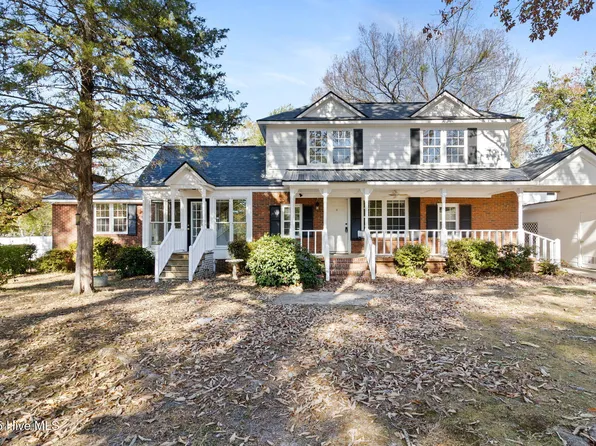 2313 Applebury Lane, Fayetteville, NC 28306