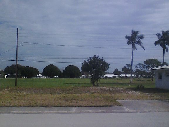 4th image of 9953 41st St N