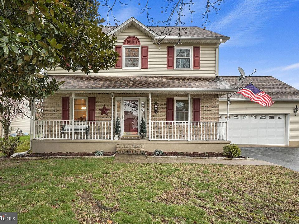 1st image of 29 Teal Ct