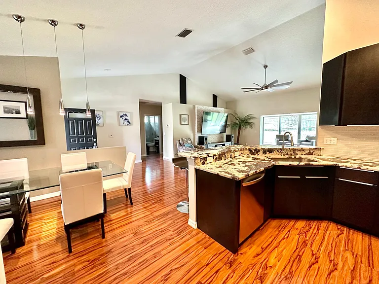 2227 Misty Ct — Photo 11