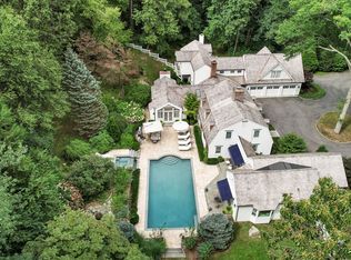 418 Riversville Rd, Greenwich, CT 06831