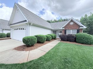 5628 Roundup Cir, Greensboro, NC 27405