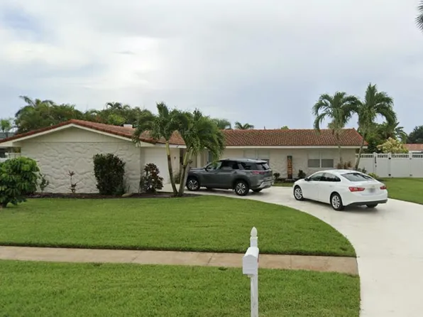 179 Jamaica Dr, Cocoa Beach, FL 32931