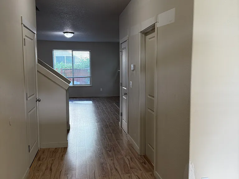 7709 NE 91st Ave — Photo 9