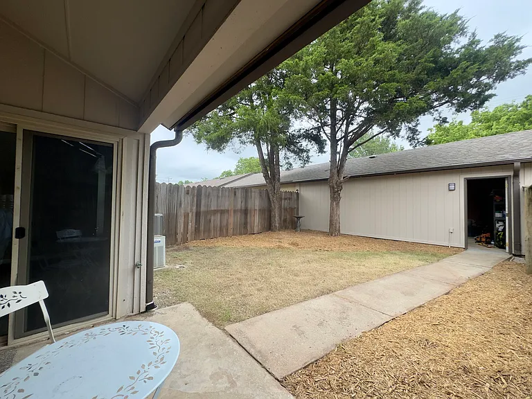 14002 Crossing Way E — Photo 35