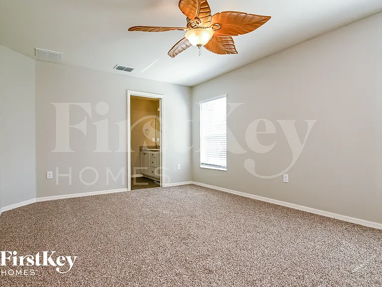 901 Pearly Ridge Ln — Photo 5