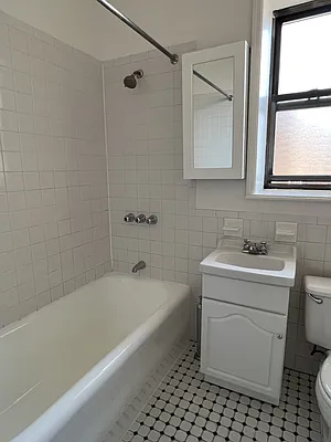 Rented by Brooklyn Real Inc | media 11