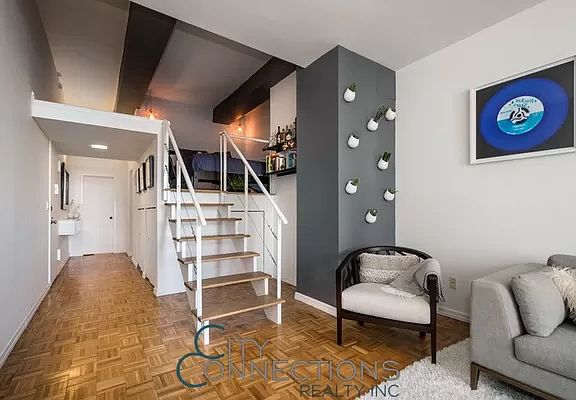 5th image of 310 E 46th St APT 18L
