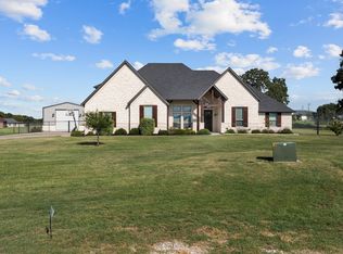 421 Spring Valley Rd, Weatherford, TX 76087