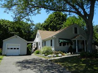29 Carlson Dr, Milford, CT 06460