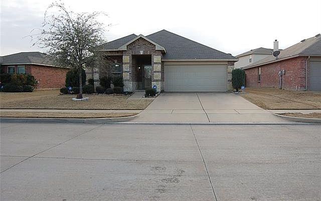 1st image of 529 Jennifer Dr