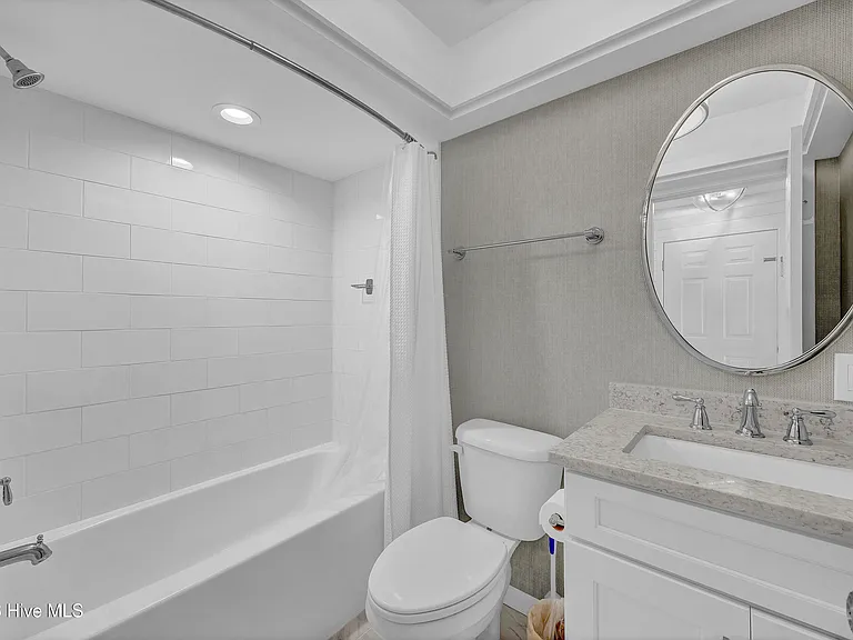 2307 N Lumina Avenue Ext #D — Photo 14