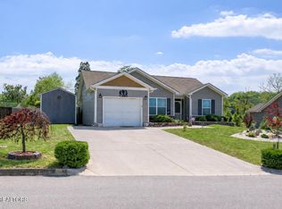 140 Hartfield Ln, Loudon, TN 37774