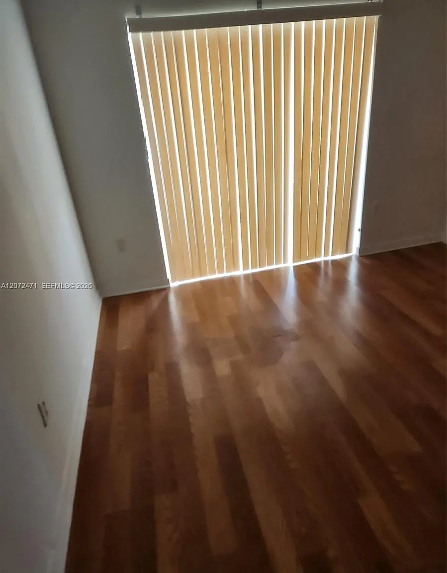Heritage Square Condo — Photo 2