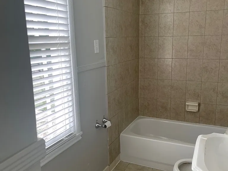 616 Meadow St — Photo 11