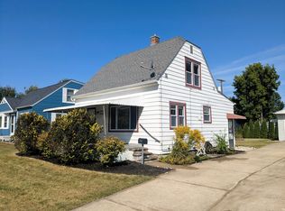 31948 Dover St, Garden City, MI 48135