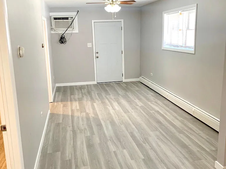 3200 S Princeton Ave #1F — Photo 2